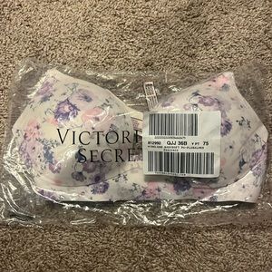 VS floral wireless baby soft push up bra - 36B. BNWT